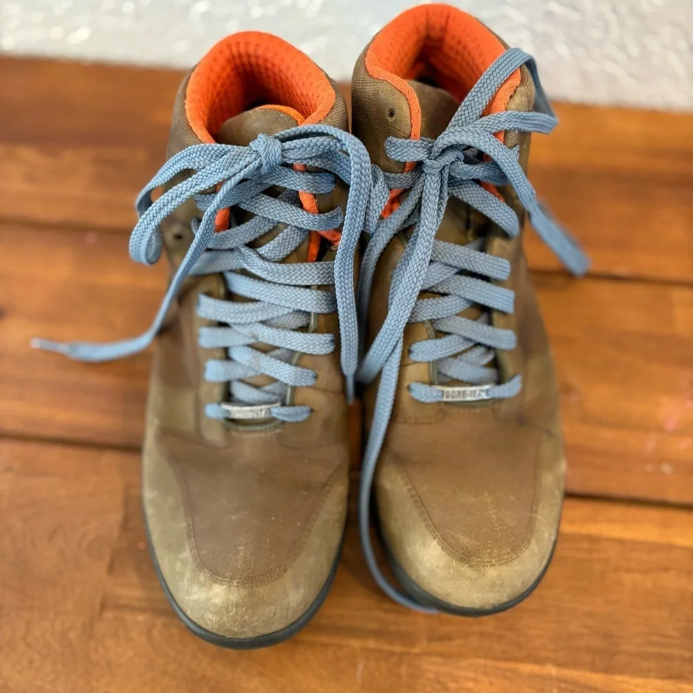 Nike Men's Boots in Brown with Orange Accents